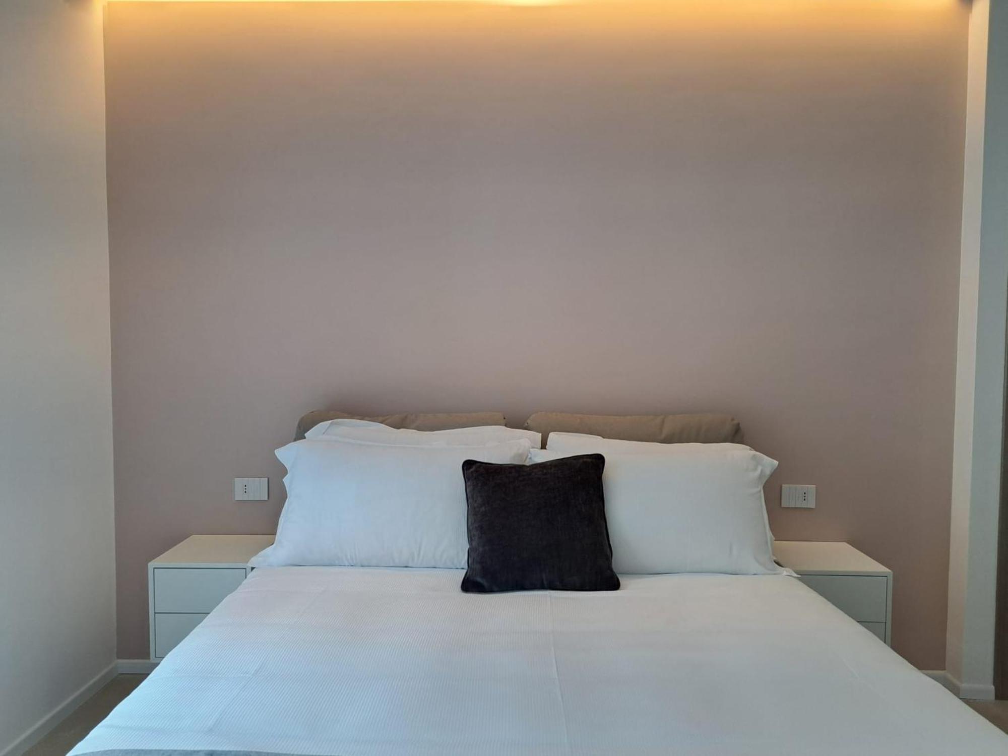 Lario Suite Apartments By Quokka 360 - With Parking Next To Como City Buitenkant foto