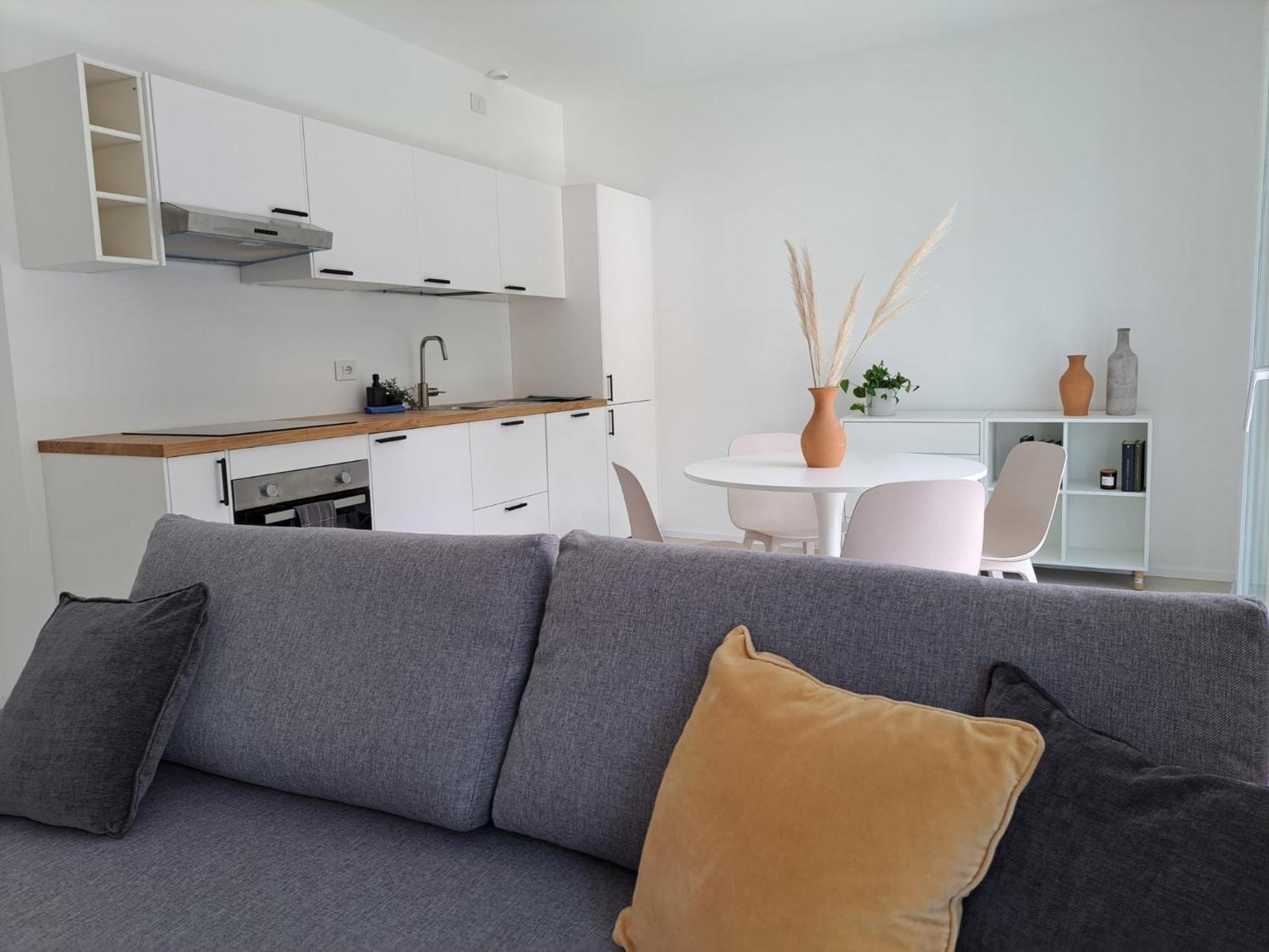 Lario Suite Apartments By Quokka 360 - With Parking Next To Como City Buitenkant foto