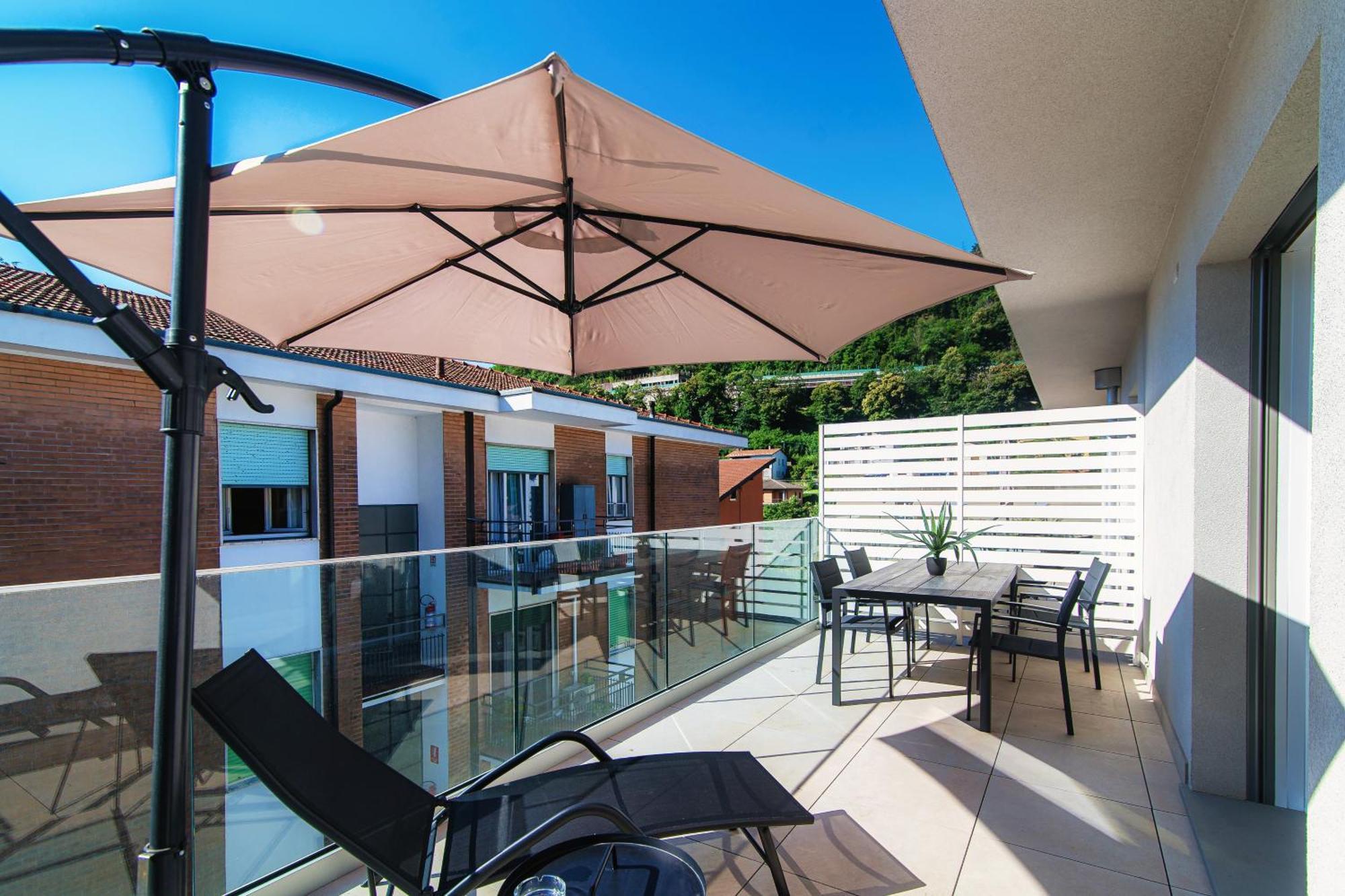 Lario Suite Apartments By Quokka 360 - With Parking Next To Como City Buitenkant foto