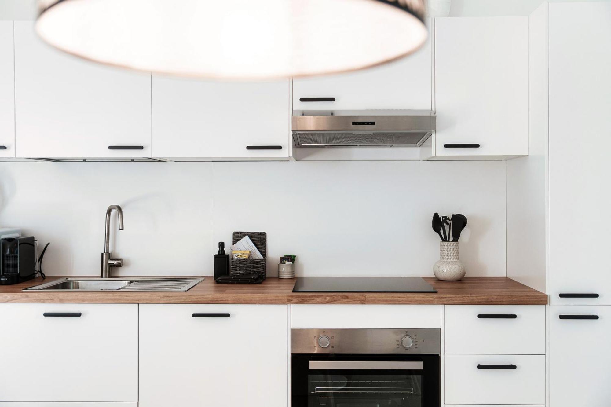 Lario Suite Apartments By Quokka 360 - With Parking Next To Como City Buitenkant foto