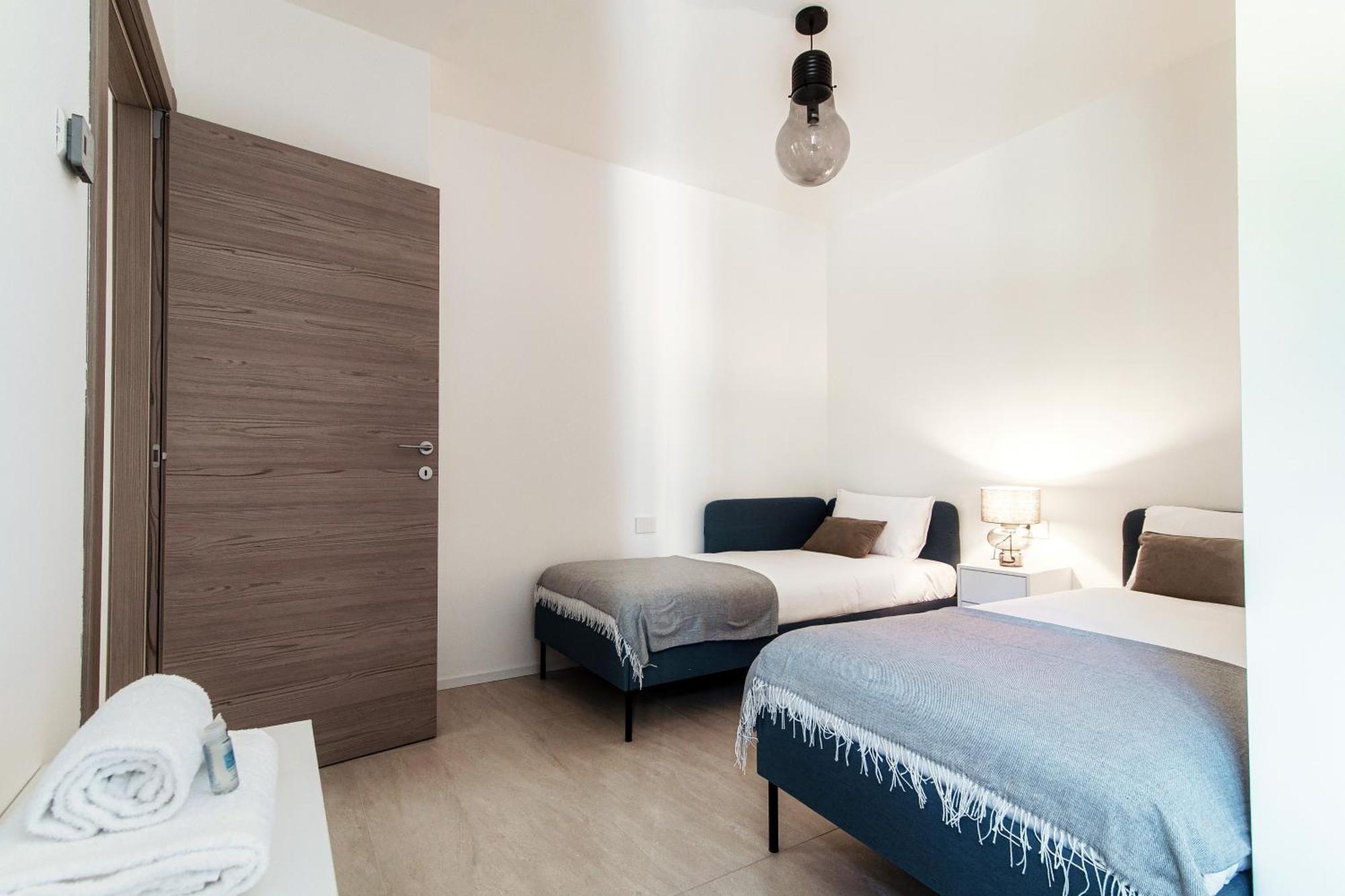 Lario Suite Apartments By Quokka 360 - With Parking Next To Como City Buitenkant foto