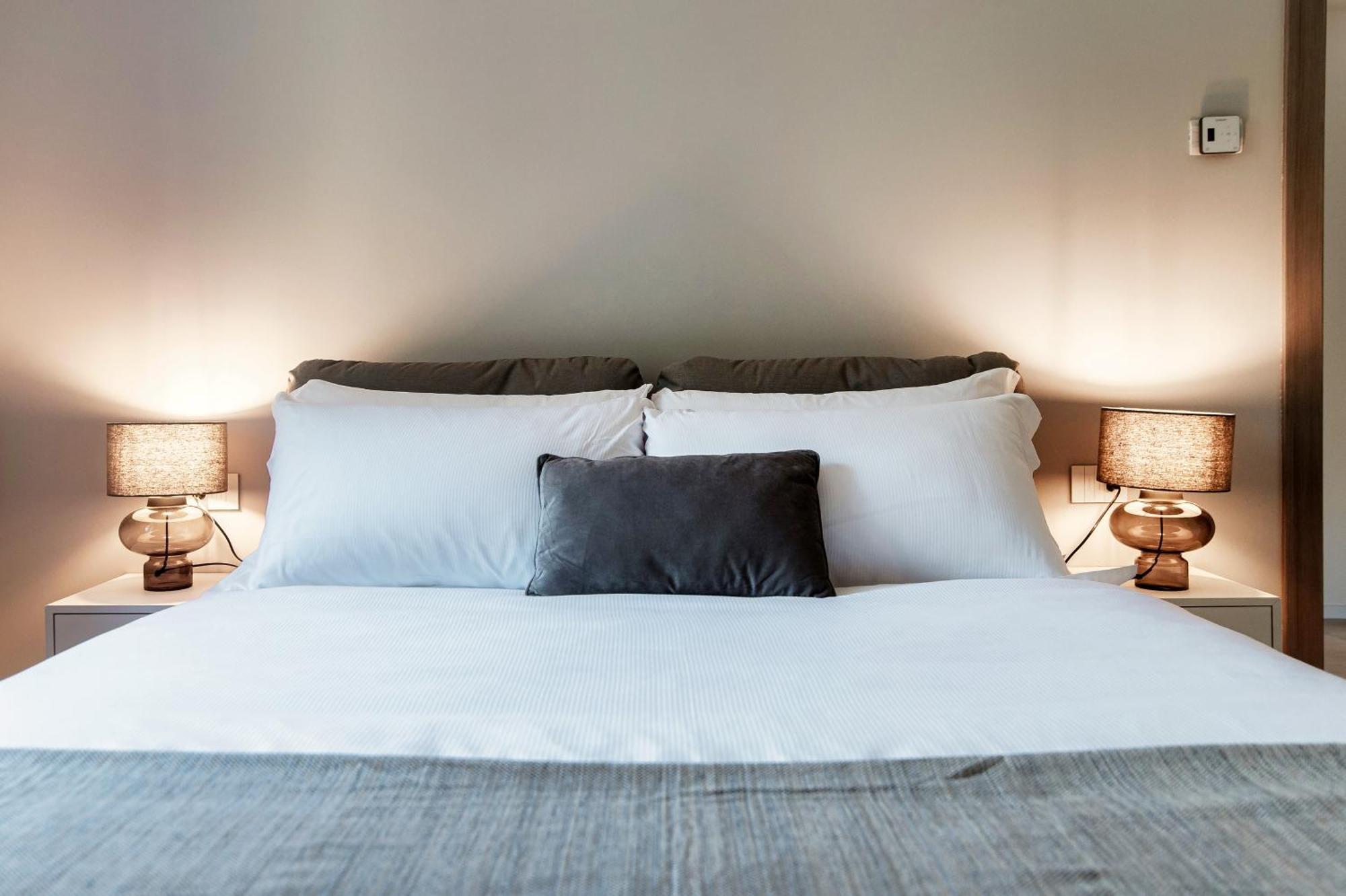 Lario Suite Apartments By Quokka 360 - With Parking Next To Como City Buitenkant foto