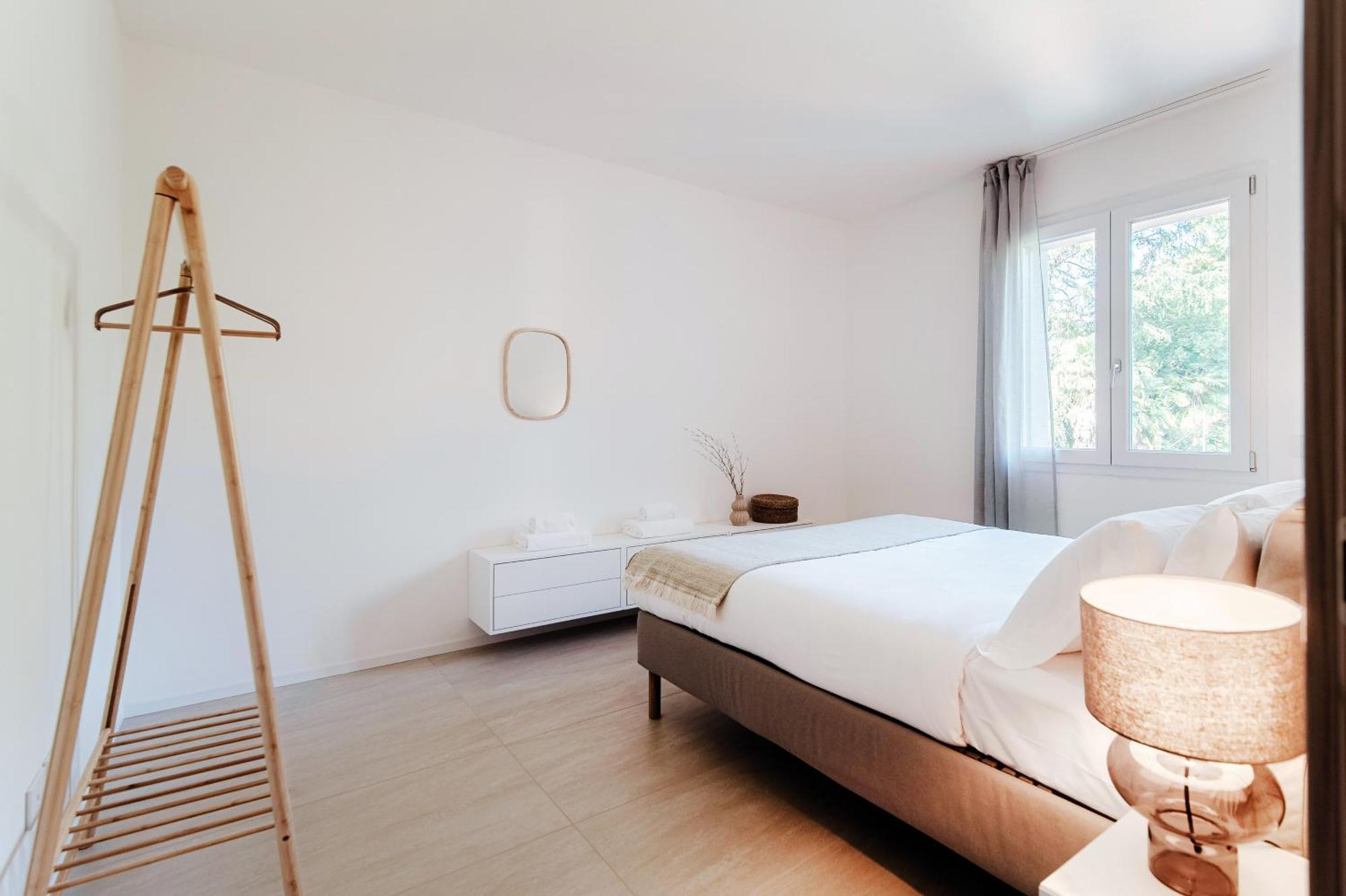 Lario Suite Apartments By Quokka 360 - With Parking Next To Como City Buitenkant foto