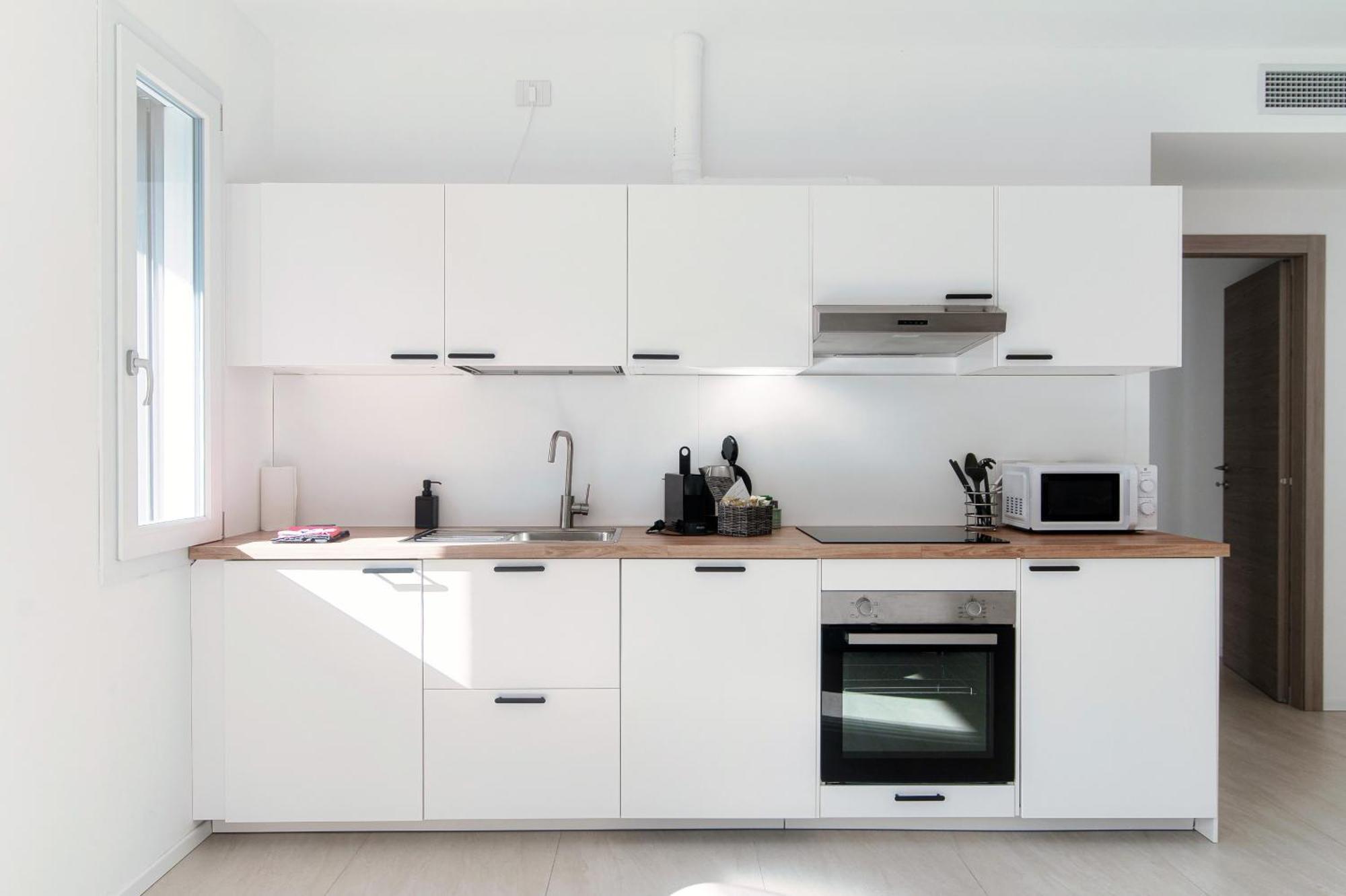 Lario Suite Apartments By Quokka 360 - With Parking Next To Como City Buitenkant foto